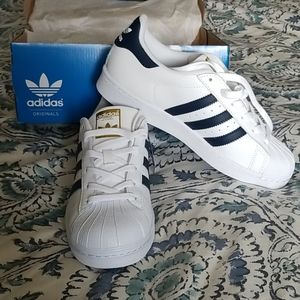 Adidas Superstar Shoes- size 6